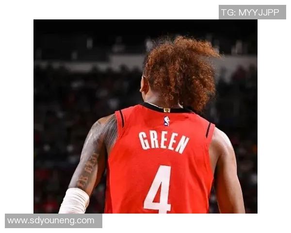 杰伦格林:年轻球星如何在NBA赛场上崭露头角与成长之路